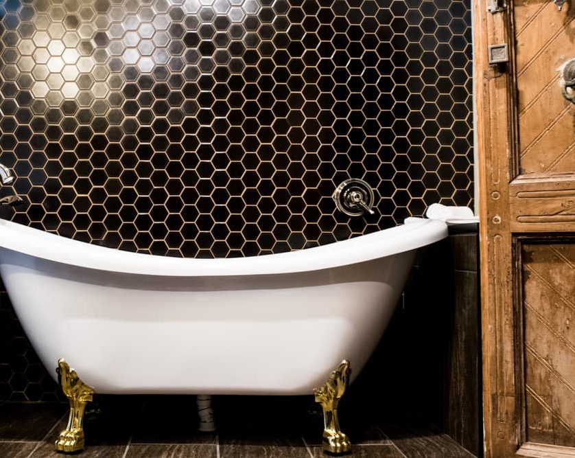 Clawfoot tub in the Belvedere room